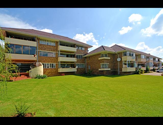 1 BEDROOM APARTMENT FOR SALE IN WAVERLEY